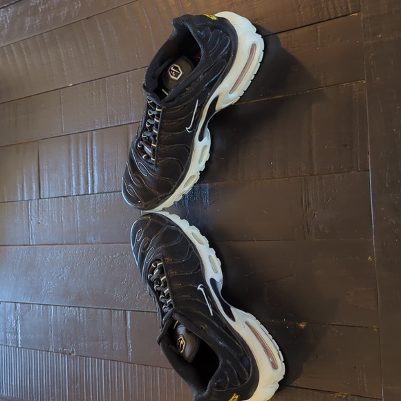Women's Nike Tn Air Max Plus - Picture 4 of 5